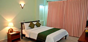Deluxe Double or Twin Room - Parklane Hotel